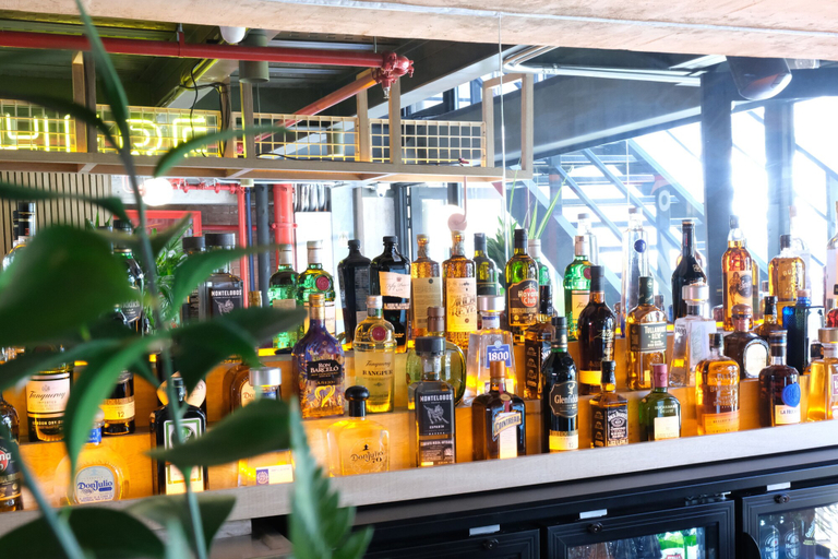 Food & Drinks 5, The Somos Beats Hotel & Rooftop, Medellín