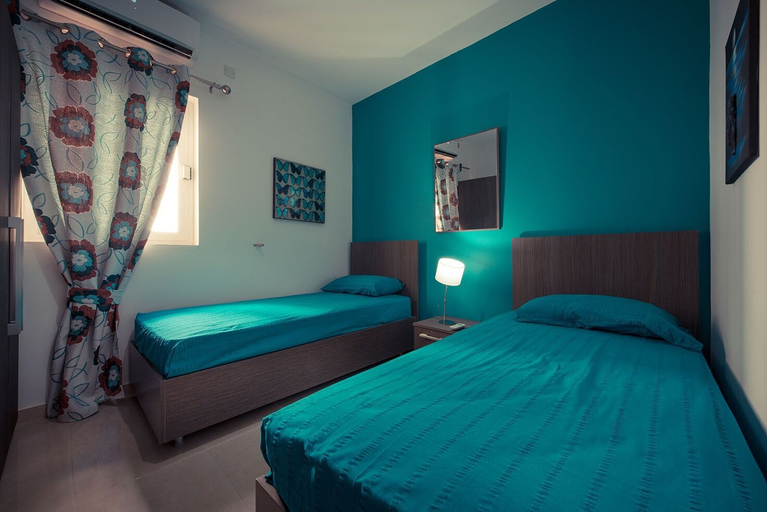 Bedroom 3, Luxury Apartment near Sea, Saint Paul's Bay
