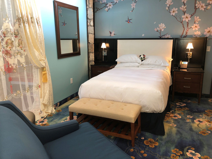 Bedroom 3, Wangshi China Palace Bed and Breakfast, Oklahoma