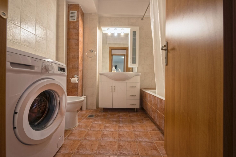 Bathroom 3, Magnificent 101m² homm Apartment, 4th, Attica