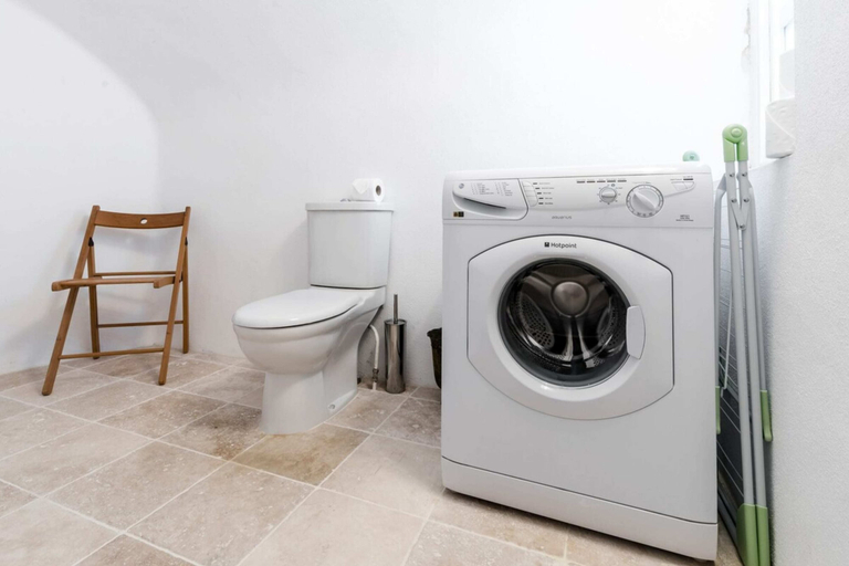 Bathroom, 2 Bed 2 Bath Garden Flat in Victoria Pimlico, London