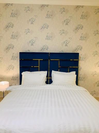 Bedroom, Downtown 2bedroom Holidays R Us, Dubai