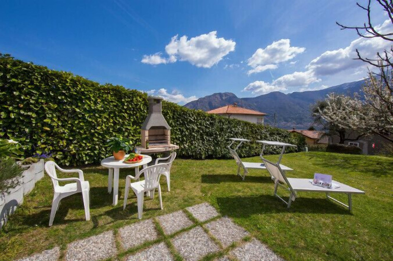 Others 5, Villa Antico, Como