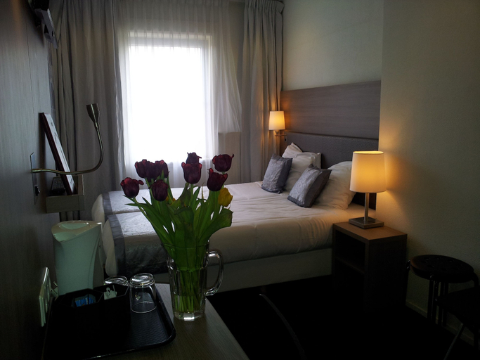 Bedroom 3, The Concert Hotel, Amsterdam