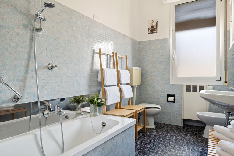 Others 4, San Donato Bologna Fiere Apartment, Bologna