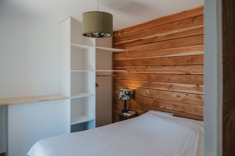 Bedroom 3, La Petite Maison Basse Corréo, Hautes-Alpes