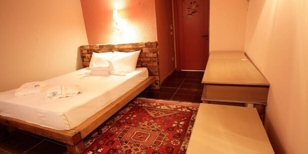 Bedroom 3, Igdeli Han Hotel, Çeşme