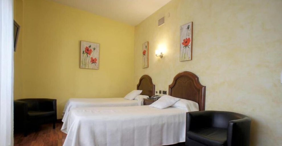 Bedroom 3, Montermoso, Burgos