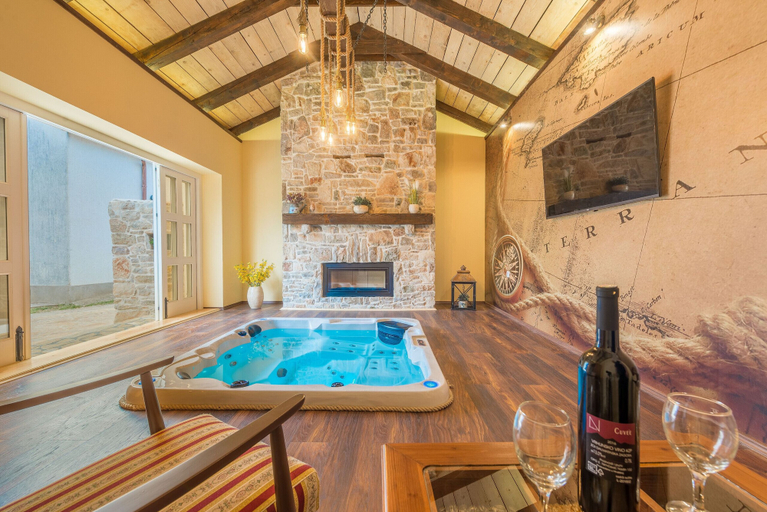 Sport & Beauty 4, Villa Lemon, Vir
