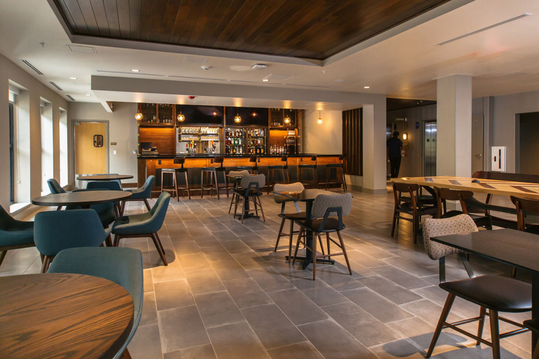 Food & Drinks 5, Four Points by Sheraton Deadwood, Lawrence