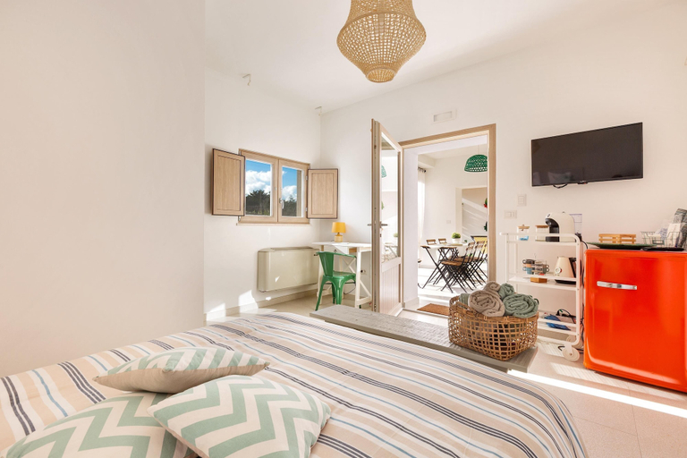 Bedroom 4, 2124 I Colmi Trulli Suites, Taranto