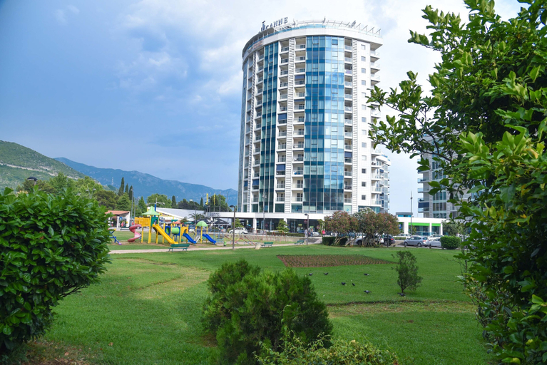 Exterior & Views 2, Family Apartment Budva