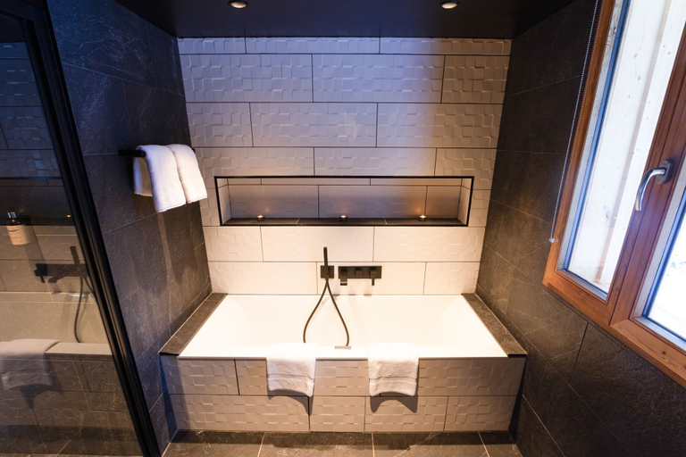 Bathroom, Chalet 1703, Haute-Savoie