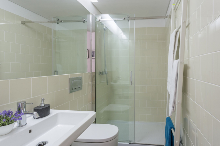 Bathroom, OPO Downtown Blue, Porto