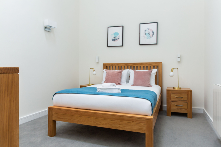 Bedroom 3, Queens Park by Viridian Apartments, London