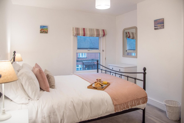 Bedroom 5, Railway Cottage, Aldeburgh, Suffolk
