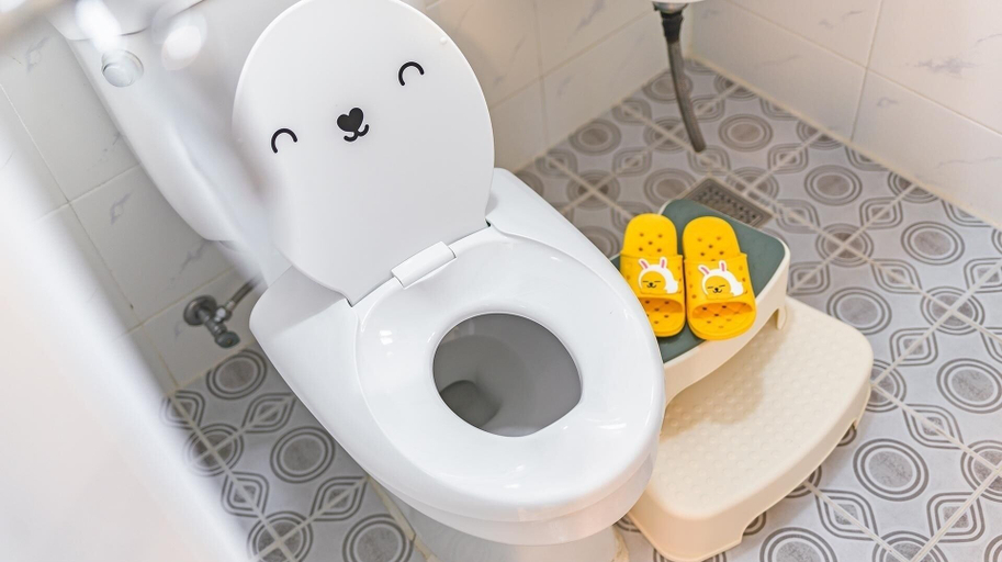 Bathroom 4, Gapyeong Bom Kids Gajok Spa Pension, Gapyeong