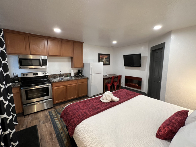 Bedroom 3, Heavenly Inn, El Dorado
