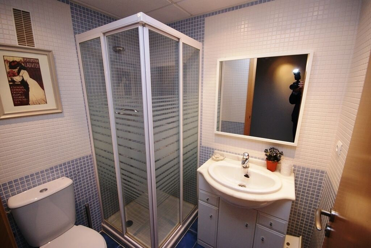 Bathroom 3, Apartamento Puerto Romano C9, Alicante