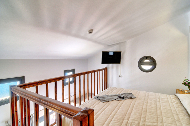 Bedroom 5, Myrtos Mare Suites, Crete