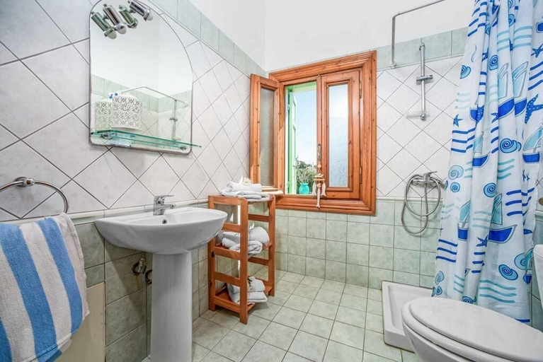 Bathroom 3, Villa Kipos, Ionian Islands