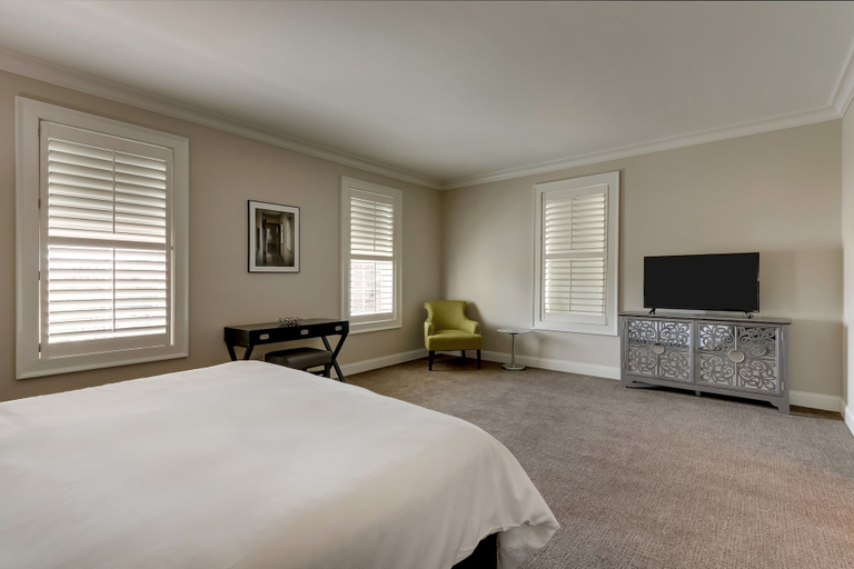 Bedroom 3, The Mantissa Hotel, Darlington