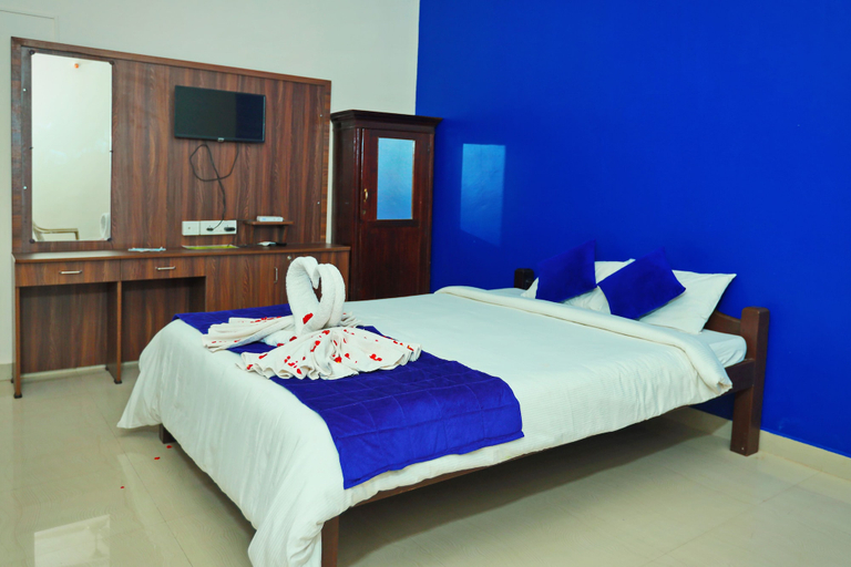 Bedroom 3, Auro Resort, Viluppuram