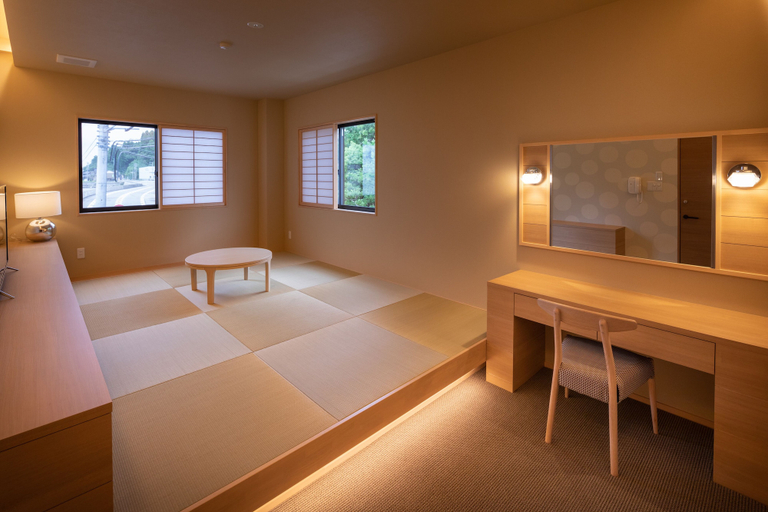 Bedroom 3, Imigre, Himi