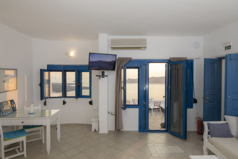 Bedroom 4, Folia Bianca Apartments, South Aegean