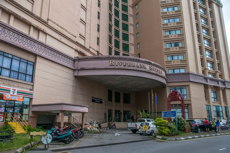 Natol Homestay-Riverbank Suites High Rise City Centre, Kuching