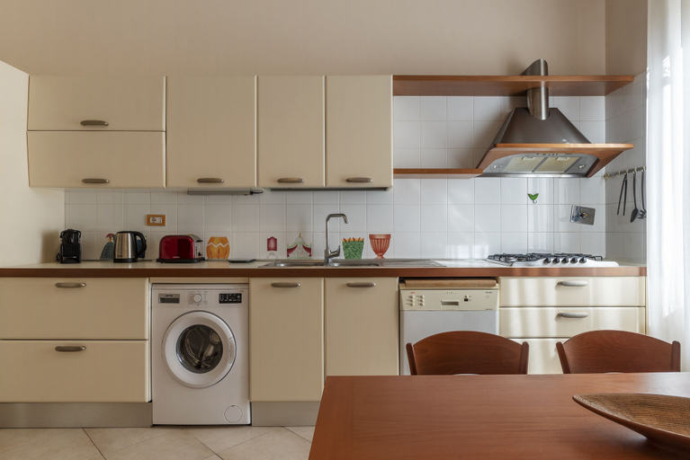 Others 2, Rione Prati Apartment  - MM Lepanto, Roma