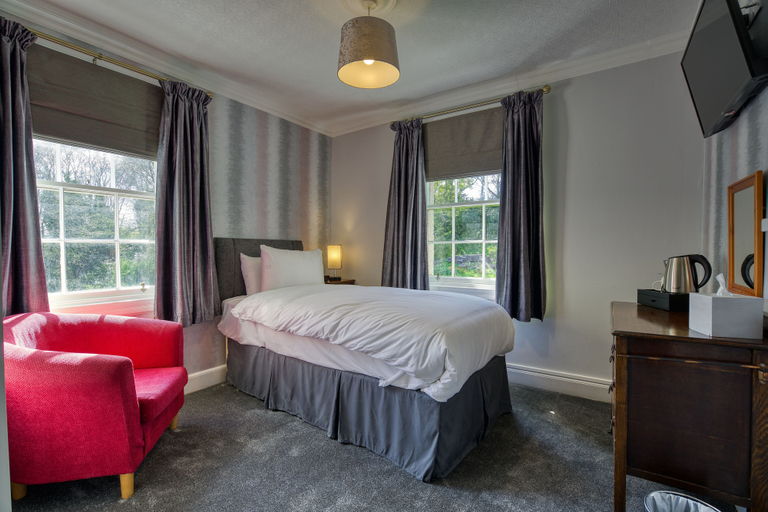 Bedroom 5, Golspie Inn, Highland