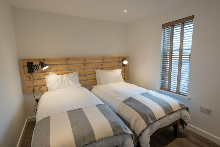 Bedroom 3, The Trossachs Collection, Stirling