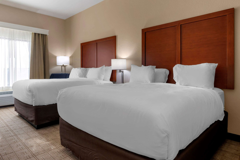 Bedroom 3, Comfort Inn & Suites North Mankato, Nicollet