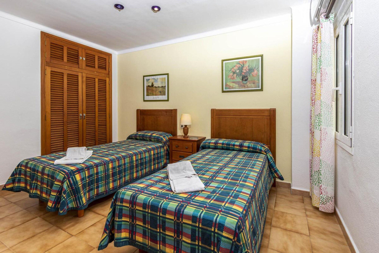 Bedroom 2, Apartment - 3 Bedrooms with WiFi and Sea views - 107925, Baleares
