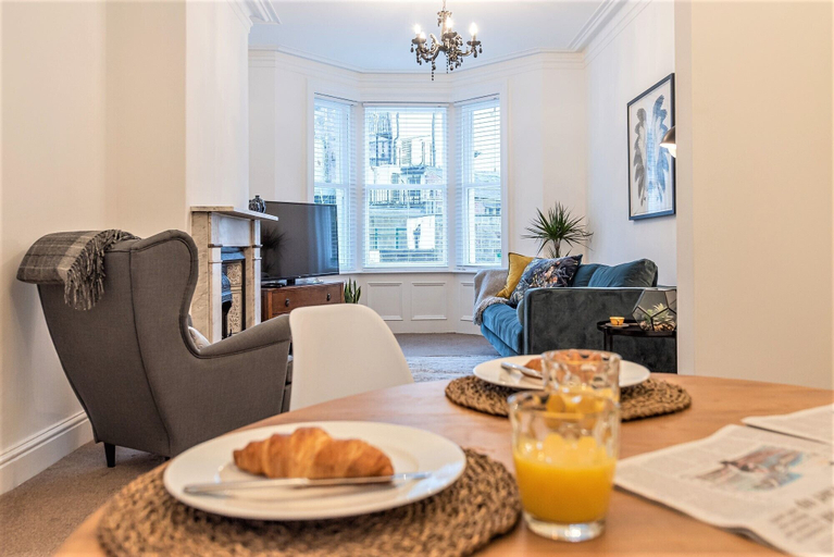 Food & Drinks, Best Location Town Centre House 2, North Yorkshire