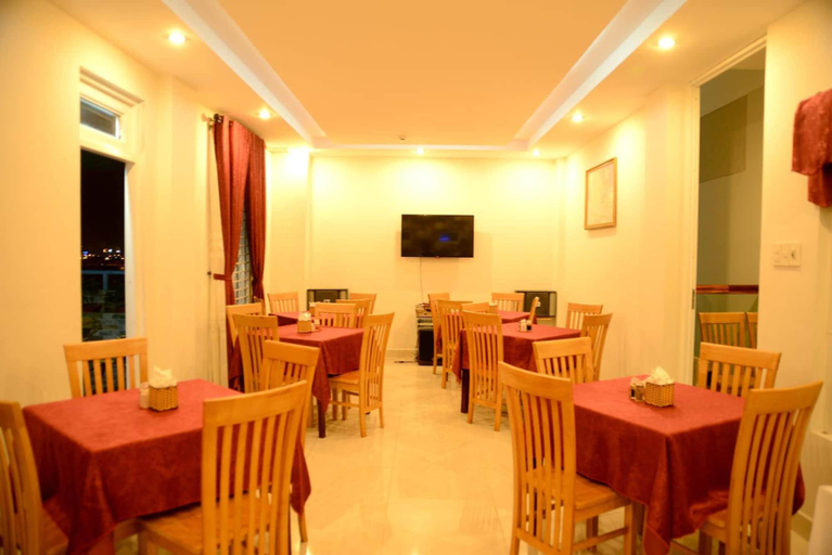 Food & Drinks 4, TRIIP Red Diamond, Da Nang