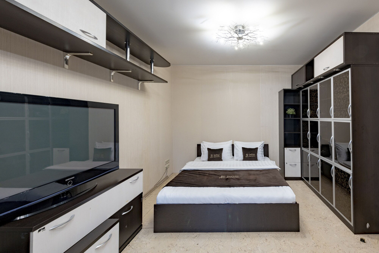 Bedroom 5, Inndays Apartment on Nagornaya 3, South-Western