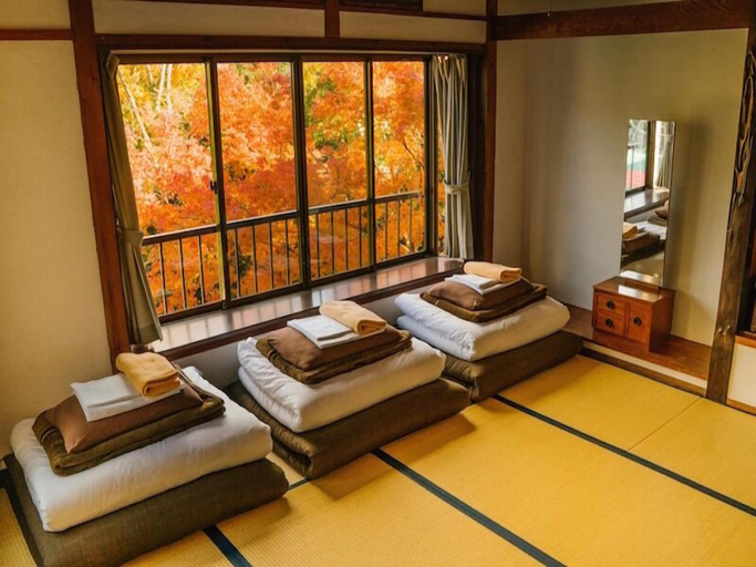Bedroom 3, Onsen Guesthouse HAKONE TENT - Hostel, Hakone