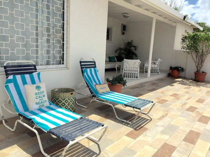 Others 5, Beach Apartment
