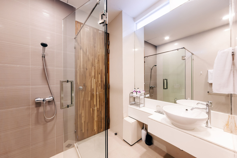 Bathroom 4, Villa Beachside Kata Noi, Phuket Island