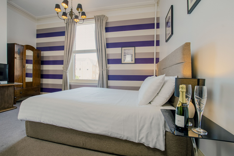 Bedroom 2, Rowntree Lodge, North Yorkshire