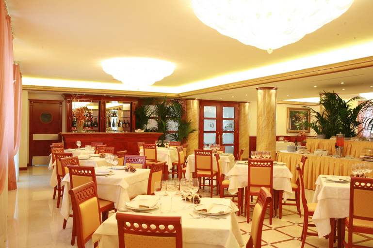 Food & Drinks 5, Grand Hotel del Parco - Bergamo Airport, Bergamo