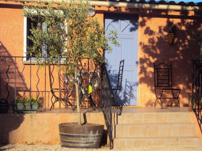 Exterior & Views 2, Studio La Douloire, Vaucluse
