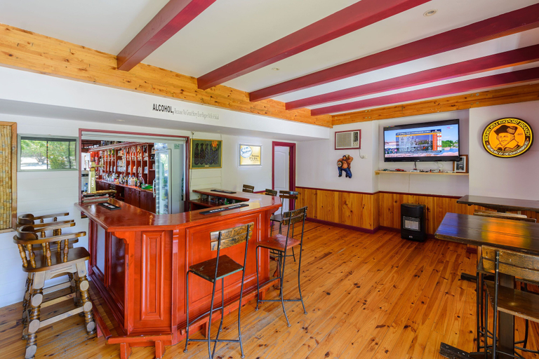 Food & Drinks 5, Castleton, Eden