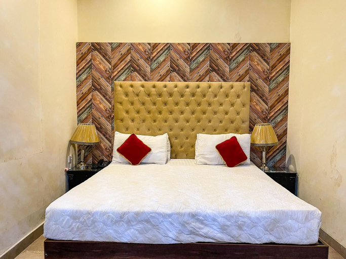 Bedroom 5, Rose Palace Hotel Gulberg, Lahore