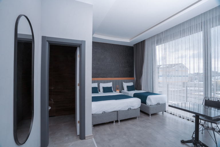 Bedroom 3, Melanj Airport Hotel, Arnavutkoy
