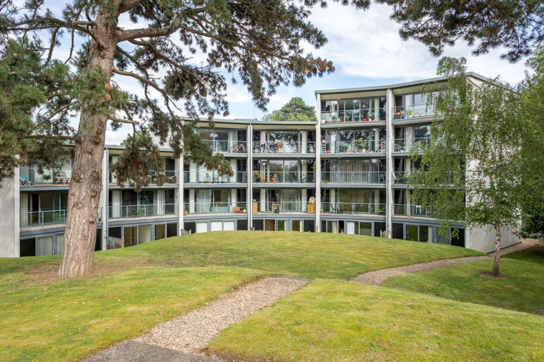 Exterior & Views 2, 4 The Crescent, Gloucestershire