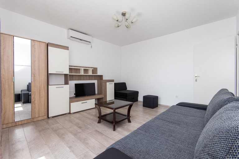Others 5, Canuck Apartment, Dubrovnik