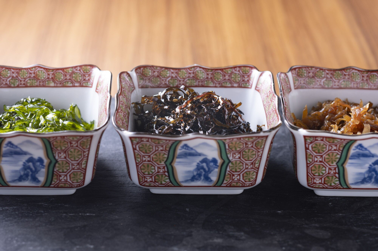 Food & Drinks 16
